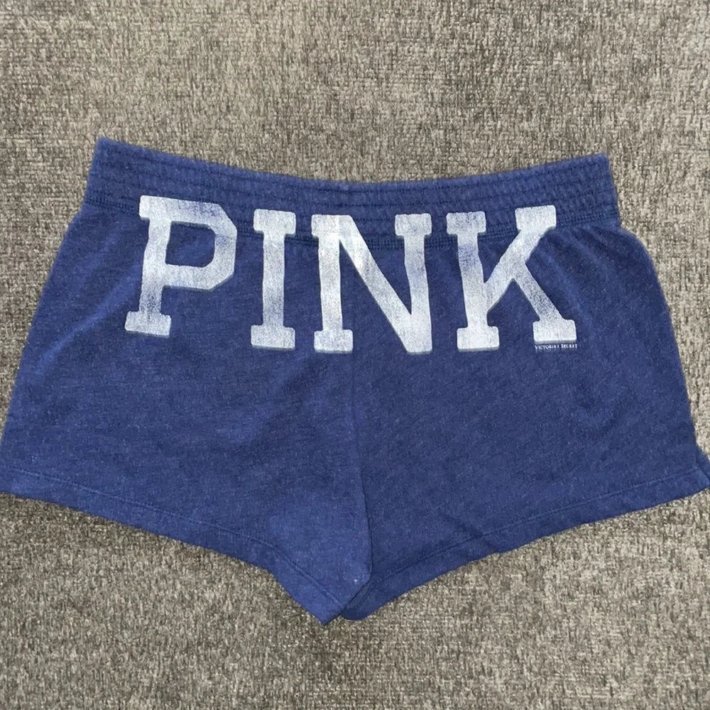 Women’s/junior’s shorts - Picture 2 of 5